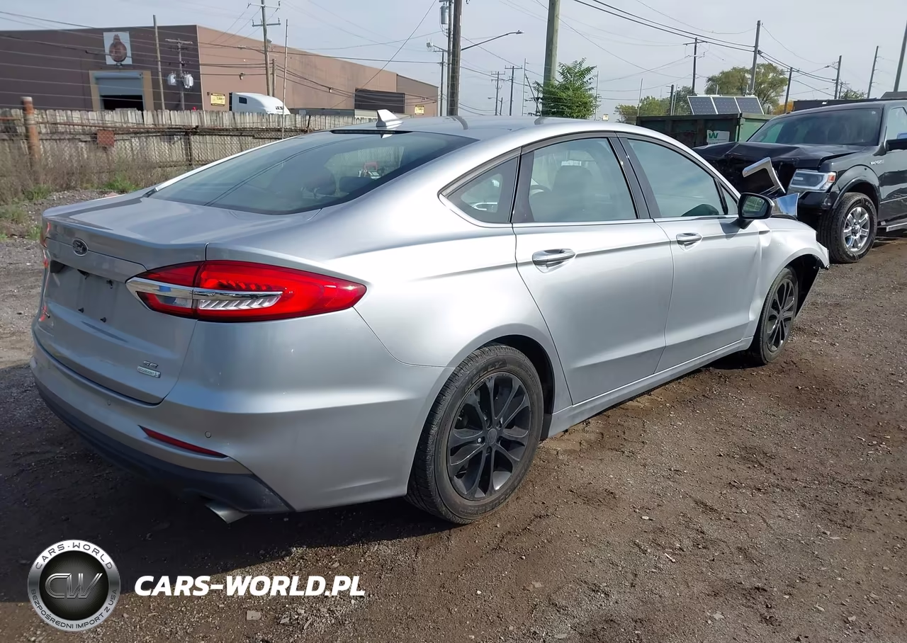 2020 Ford Fusion Se VIN:3FA6P0HD7LR217827 - 4