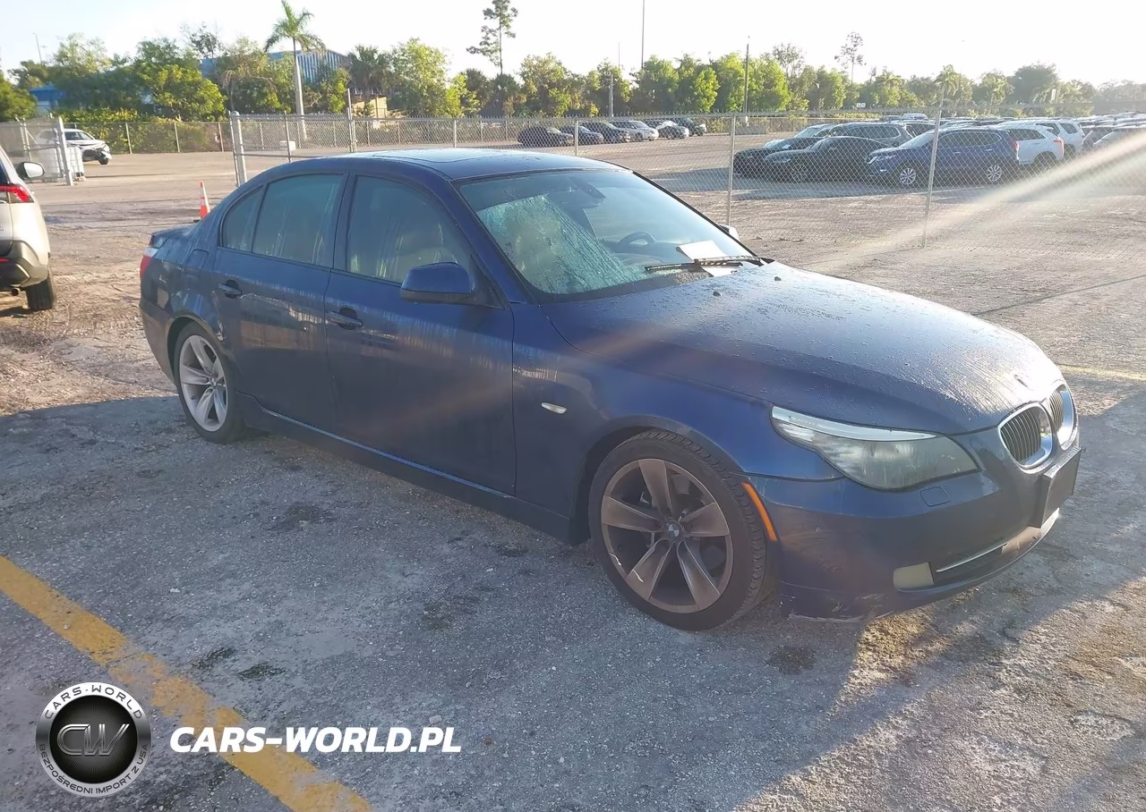 2010 BMW 528I