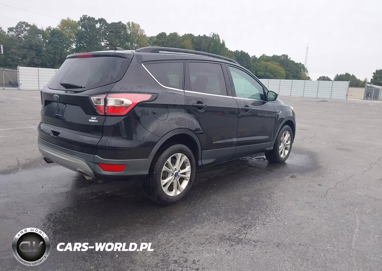 2018 Ford Escape Se VIN:1FMCU9GD8JUA29251 - 4