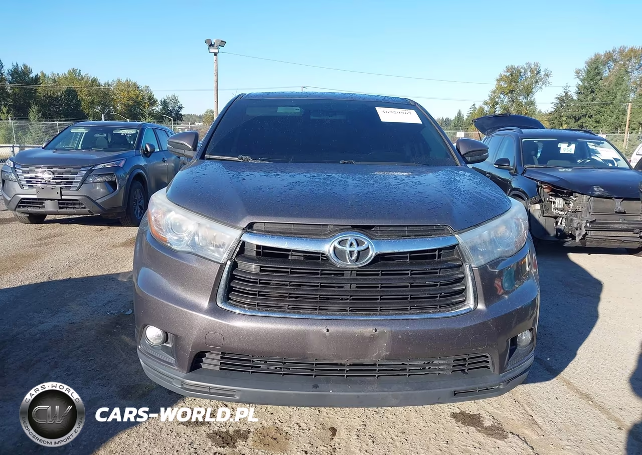 2015 Toyota Highlander Le Plus V6 VIN:5TDBKRFH4FS172199 - 12