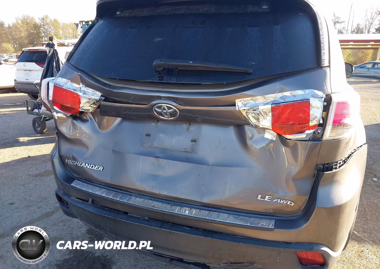 2015 Toyota Highlander Le Plus V6 VIN:5TDBKRFH4FS172199 - 6