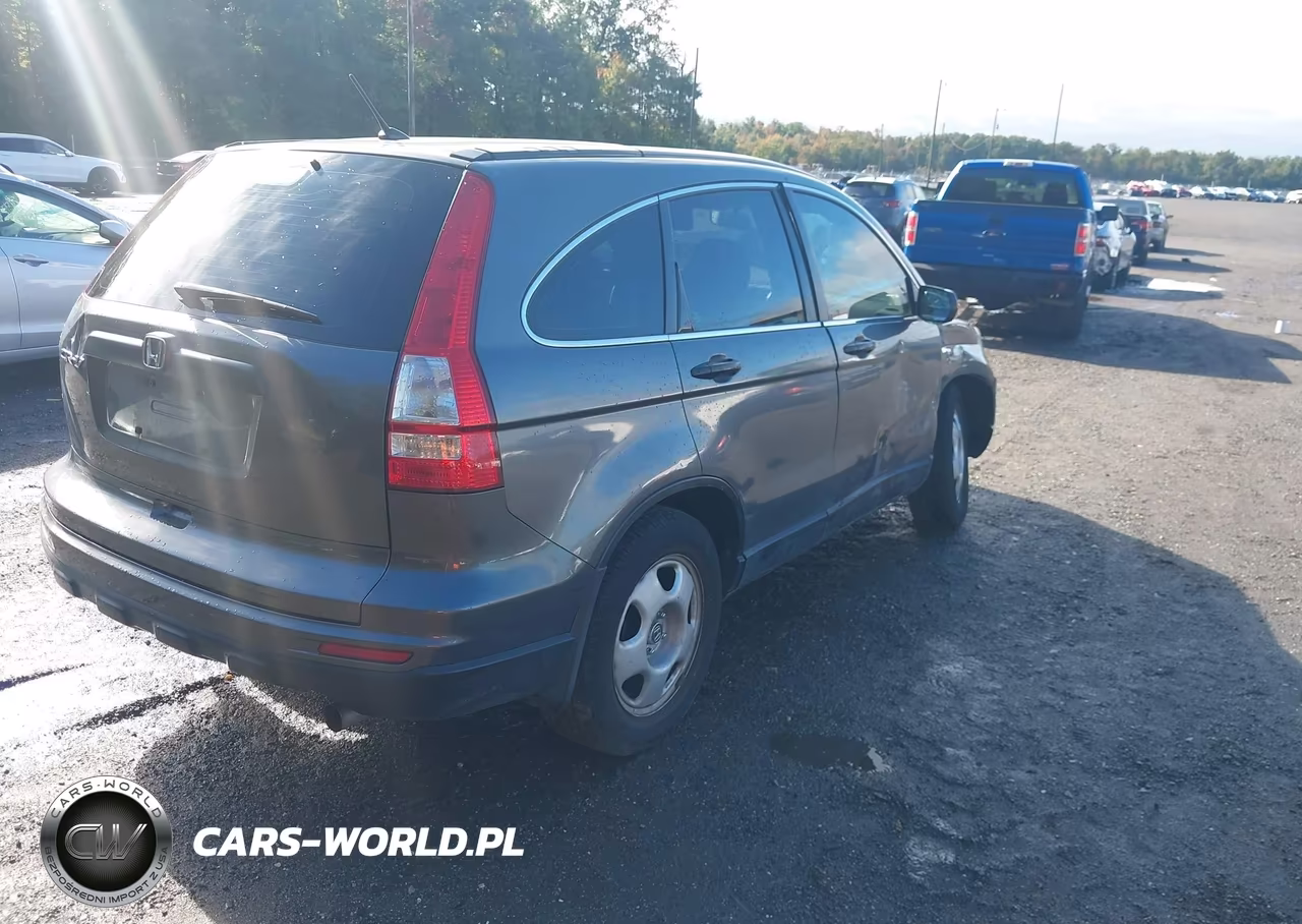 2010 Honda Cr-V Lx VIN:3CZRE3H38AG700817 - 4