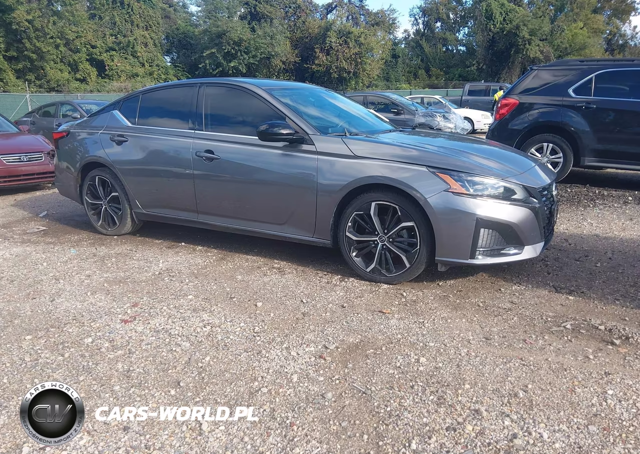 2023 Nissan Altima Sr Fwd – zdjęcie 1 z 16
