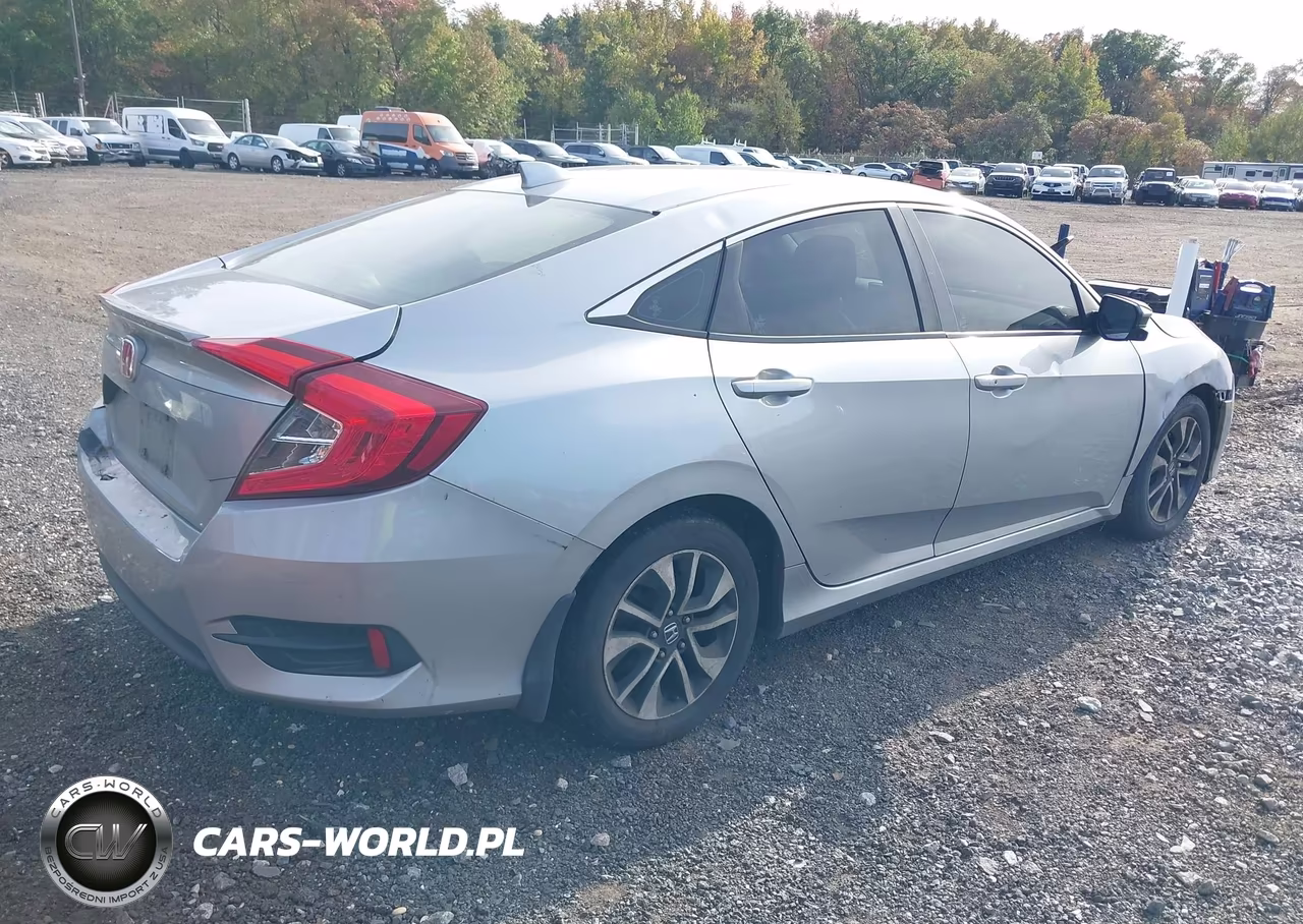 2018 Honda Civic Ex-L VIN:19XFC1F7XJE001631 - 4