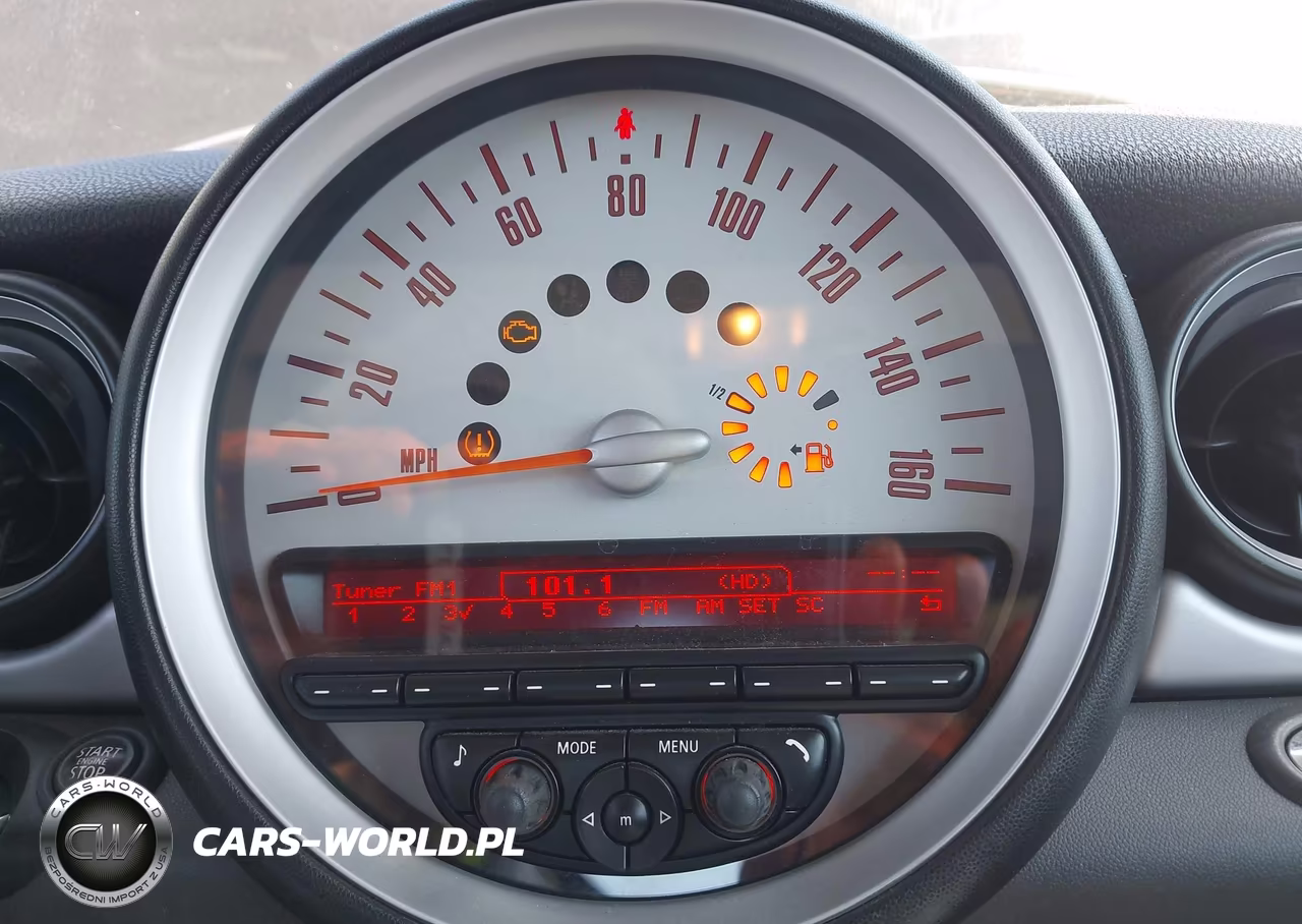 2011 Mini Cooper VIN:WMWSU3C50BT097348 - 7