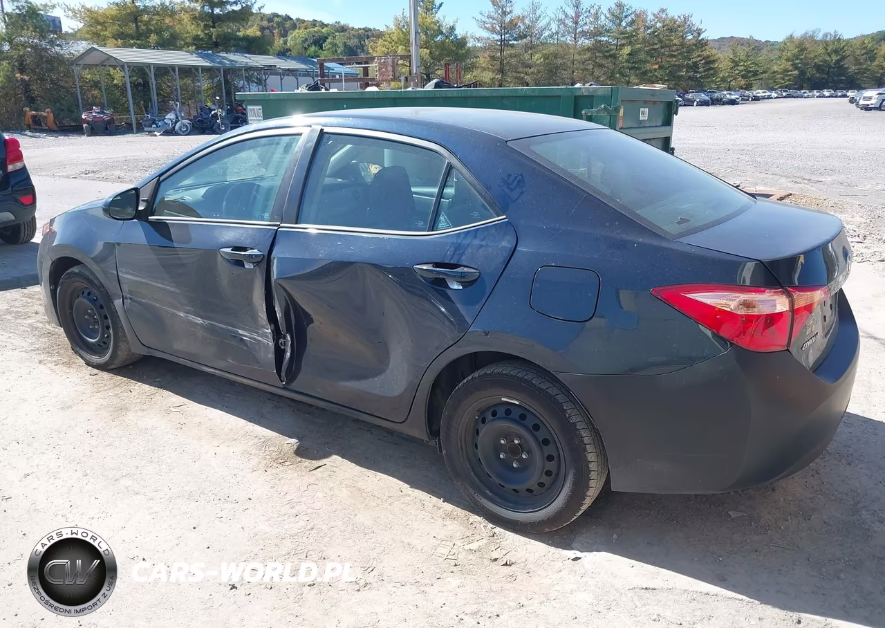 2017 Toyota Corolla Le VIN:2T1BURHE6HC853800 - 17