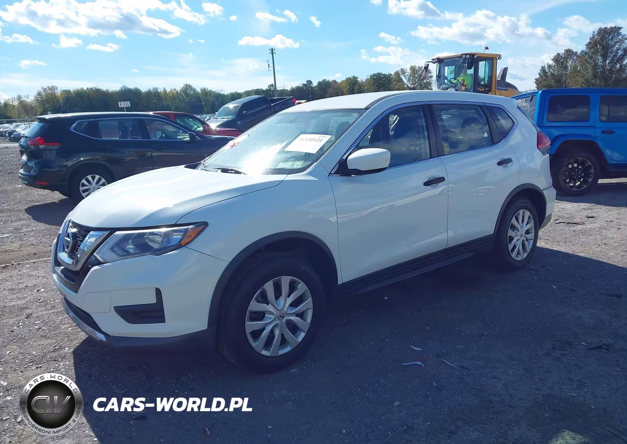 2017 Nissan Rogue S VIN:KNMAT2MV2HP549280 - 2