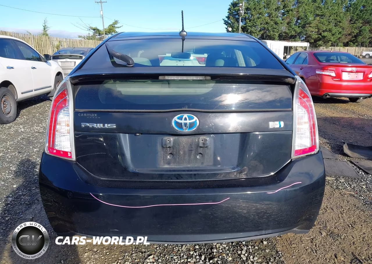 2013 Toyota Prius Four VIN:JTDKN3DU6D5575723 - 16