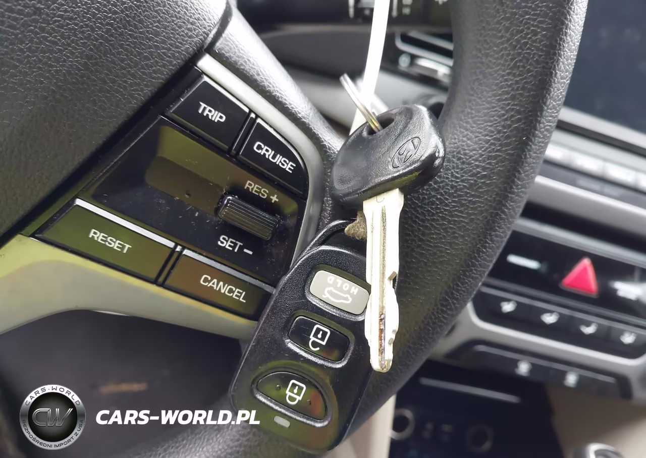 2017 Hyundai Elantra Se VIN:5NPD84LF2HH195986 - 11