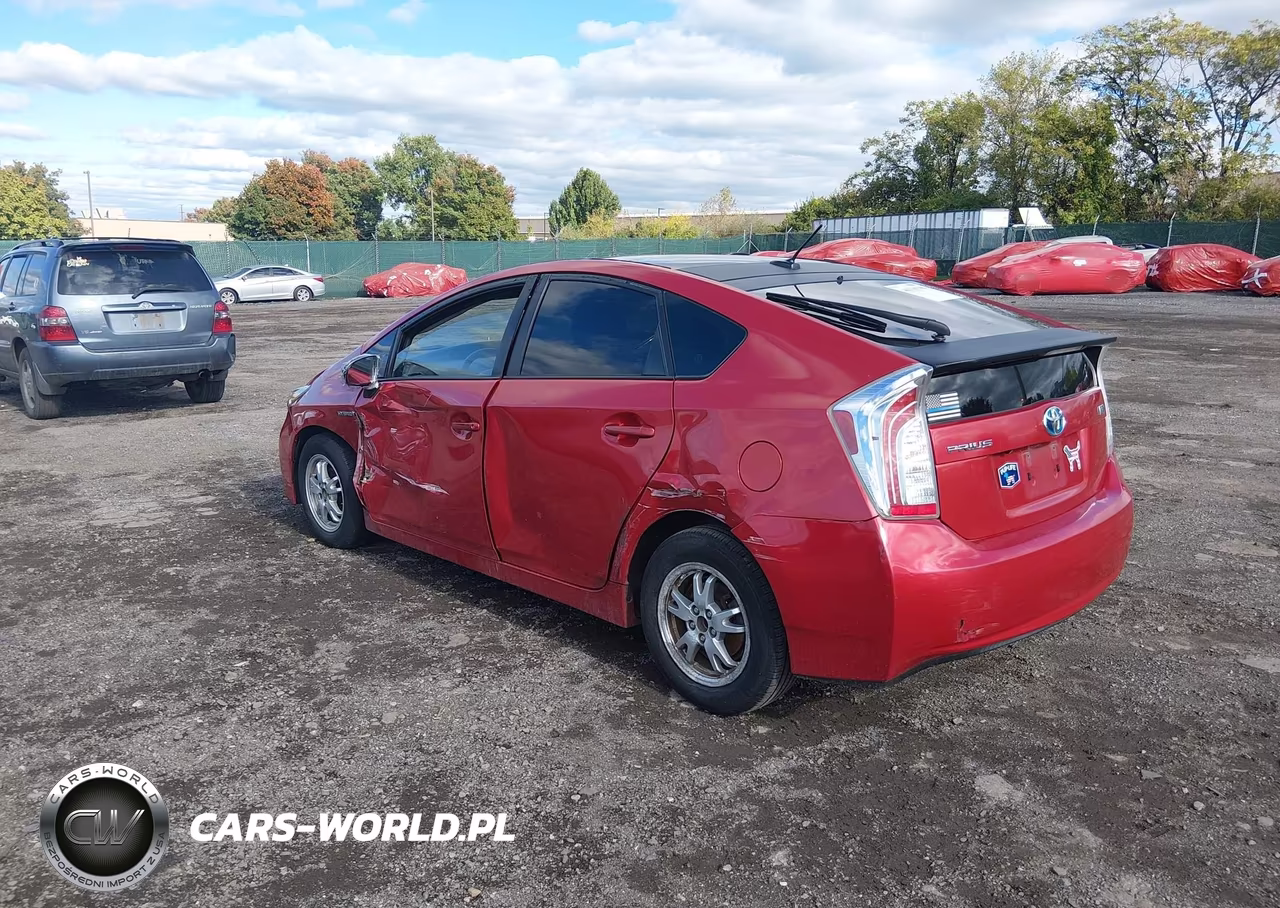 2014 Toyota Prius Three VIN:JTDKN3DU7E1826838 - 3