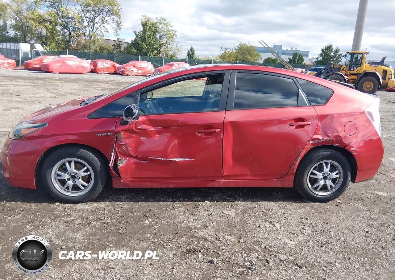 2014 Toyota Prius Three VIN:JTDKN3DU7E1826838 - 6