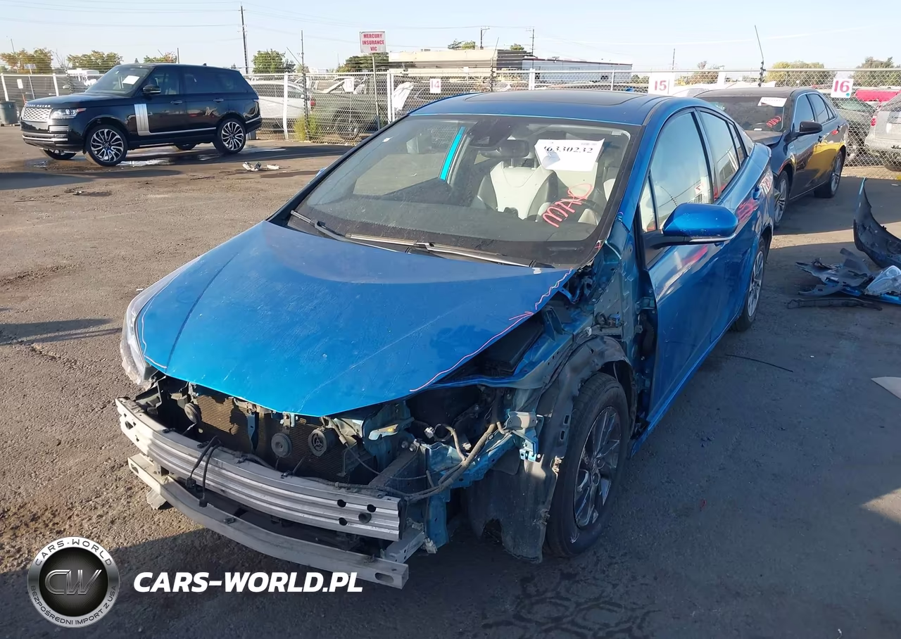 2021 Toyota Prius Xle VIN:JTDKAMFU2M3136643 - 2