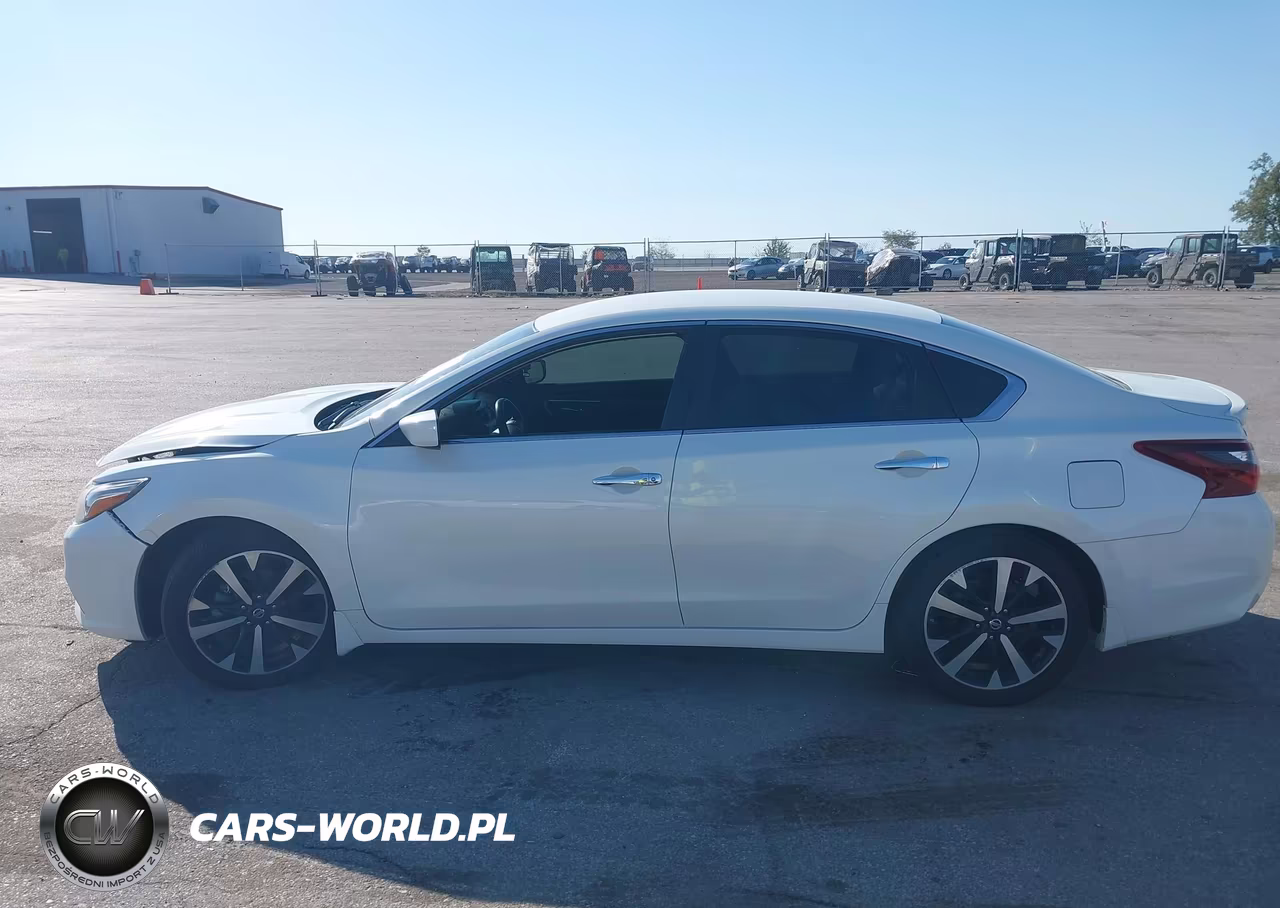 2018 Nissan Altima 2.5 Sr VIN:1N4AL3AP4JC260724 - 14