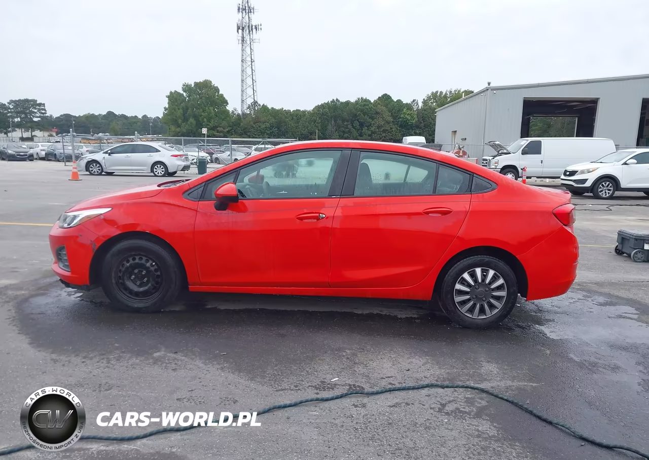 2019 Chevrolet Cruze Ls VIN:1G1BC5SM6K7128002 - 14