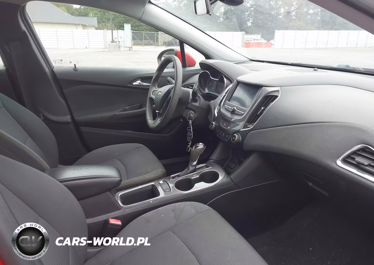 2019 Chevrolet Cruze Ls VIN:1G1BC5SM6K7128002 - 5