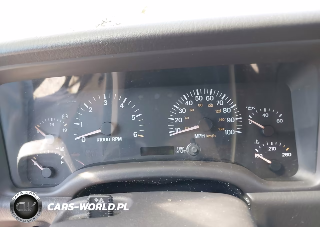 2001 Jeep Cherokee Sport VIN:1J4FT48S61L504707 - 7