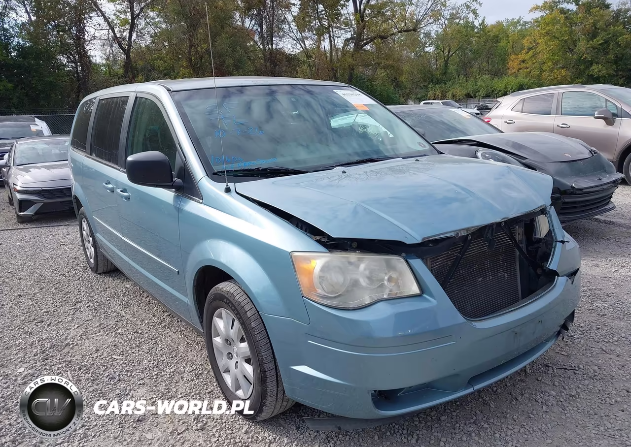 2009 Chrysler Town & Country Lx