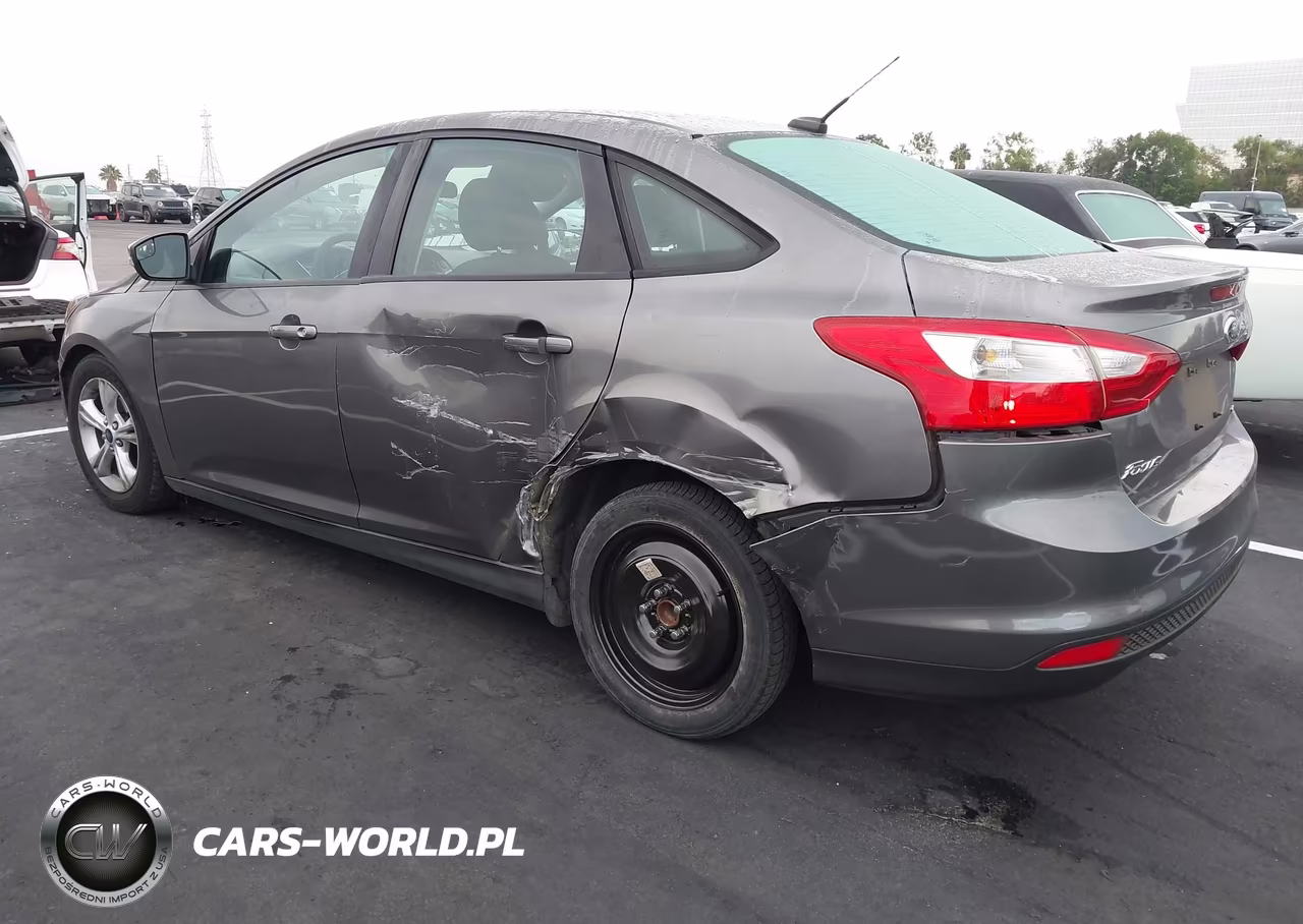 2014 Ford Focus Se VIN:1FADP3F23EL414103 - 3