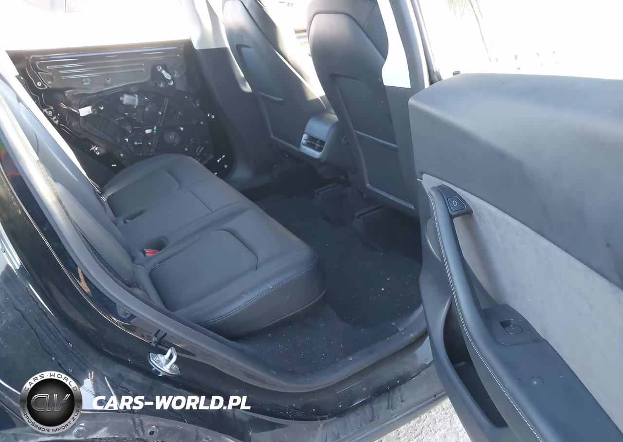 2023 Tesla Model Y Performance Dual Motor All-Wheel Drive VIN:7SAYGDEF7PF770374 - 8