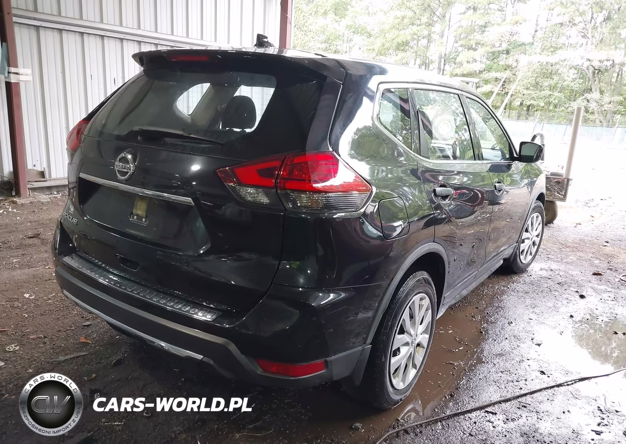 2017 Nissan Rogue S VIN:JN8AT2MT2HW386414 - 4