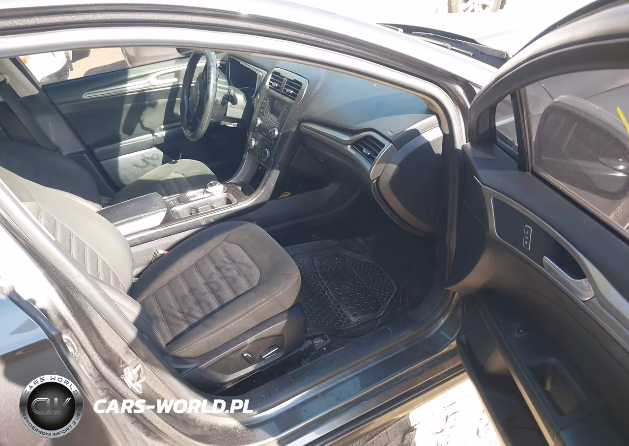 2018 Ford Fusion Hybrid Se VIN:3FA6P0LU7JR172229 - 5