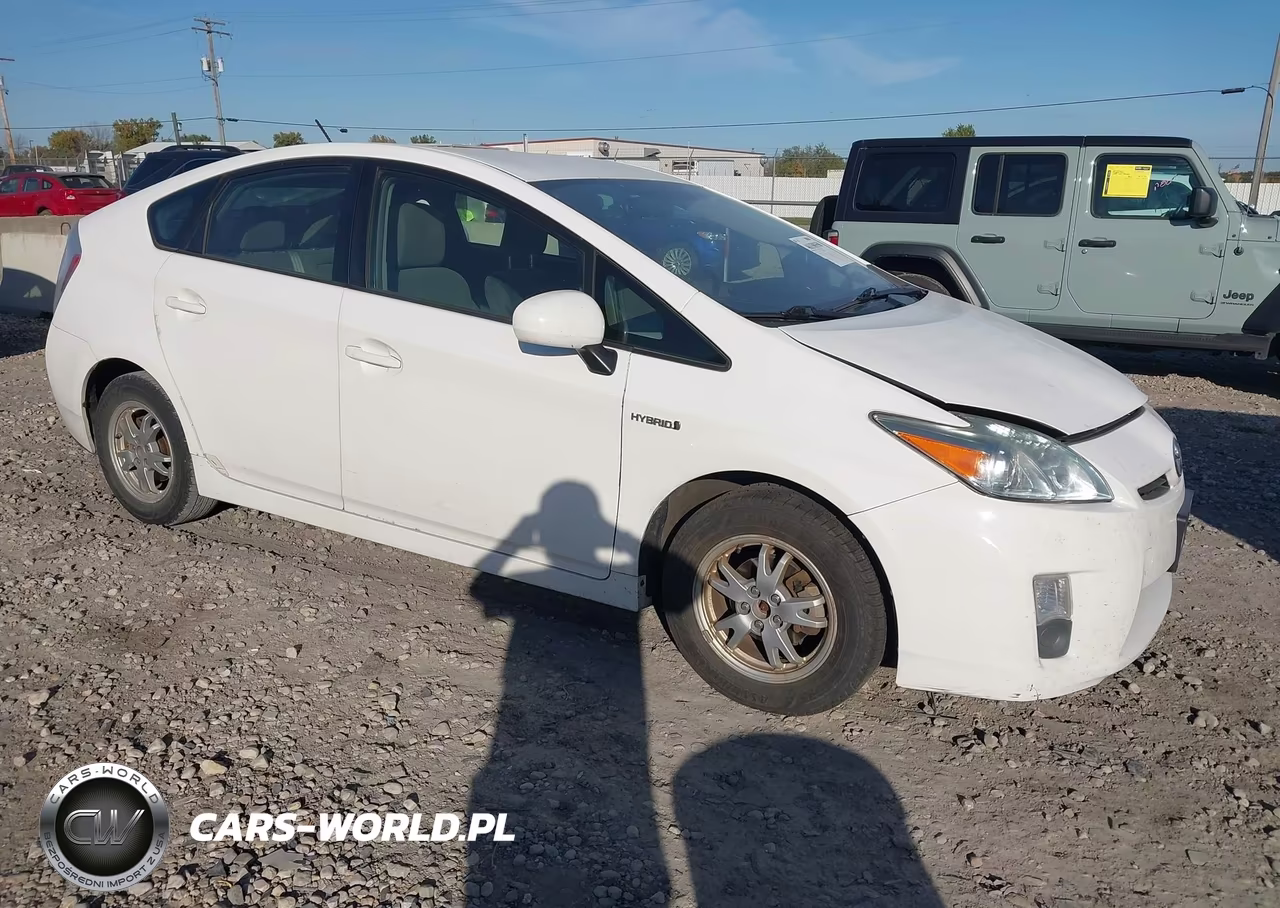 2011 Toyota Prius Two
