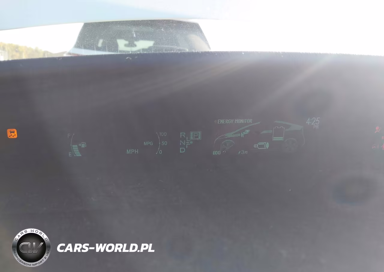 2011 Toyota Prius Two VIN:JTDKN3DU4B5264711 - 7