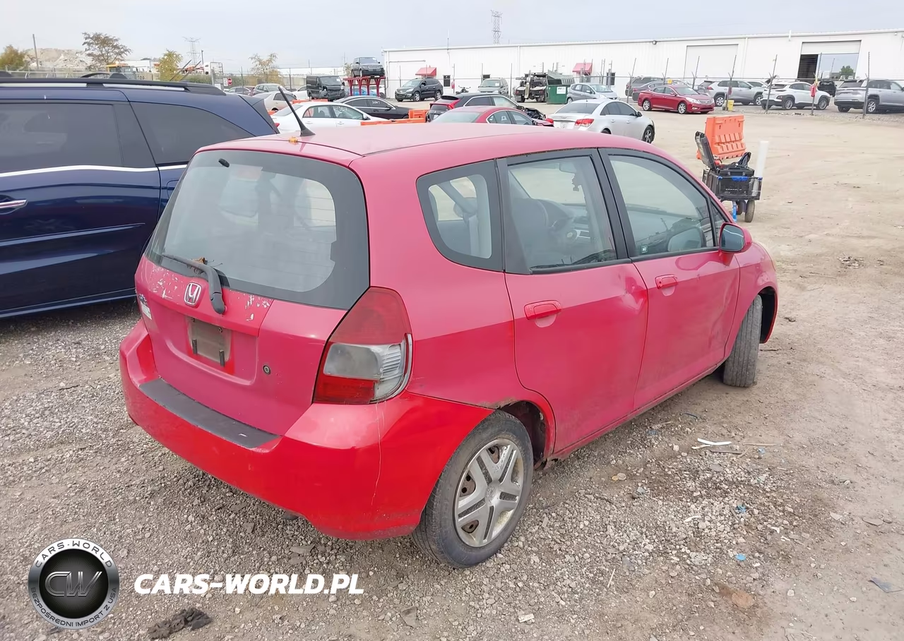 2008 Honda Fit VIN:JHMGD38418S038461 - 4