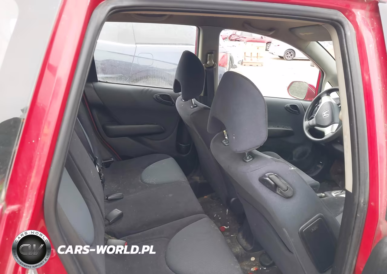 2008 Honda Fit VIN:JHMGD38418S038461 - 8