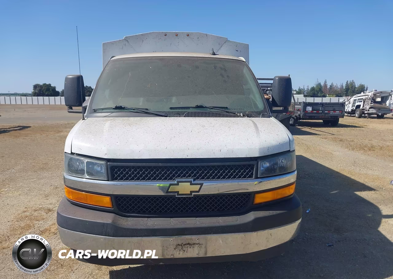 2022 Chevrolet Express Cutaway Work Van VIN:1GB0GRF72N1281440 - 14