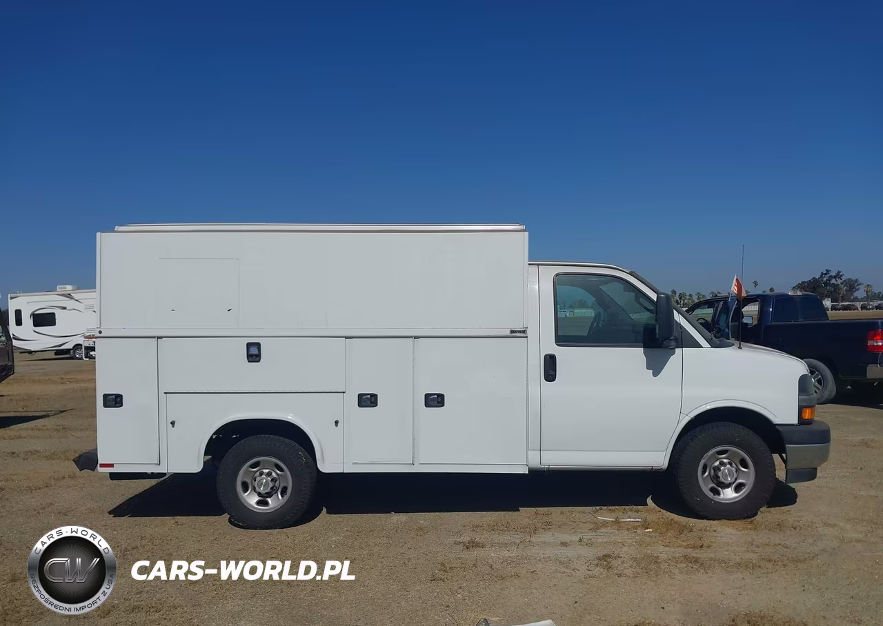 2022 Chevrolet Express Cutaway Work Van VIN:1GB0GRF72N1281440 - 15