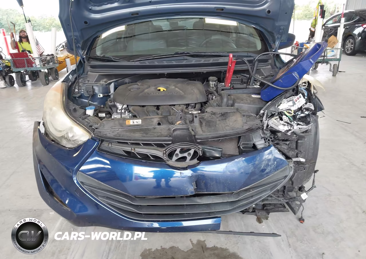 2013 Hyundai Elantra Gs VIN:KMHDH6AE7DU019565 - 13