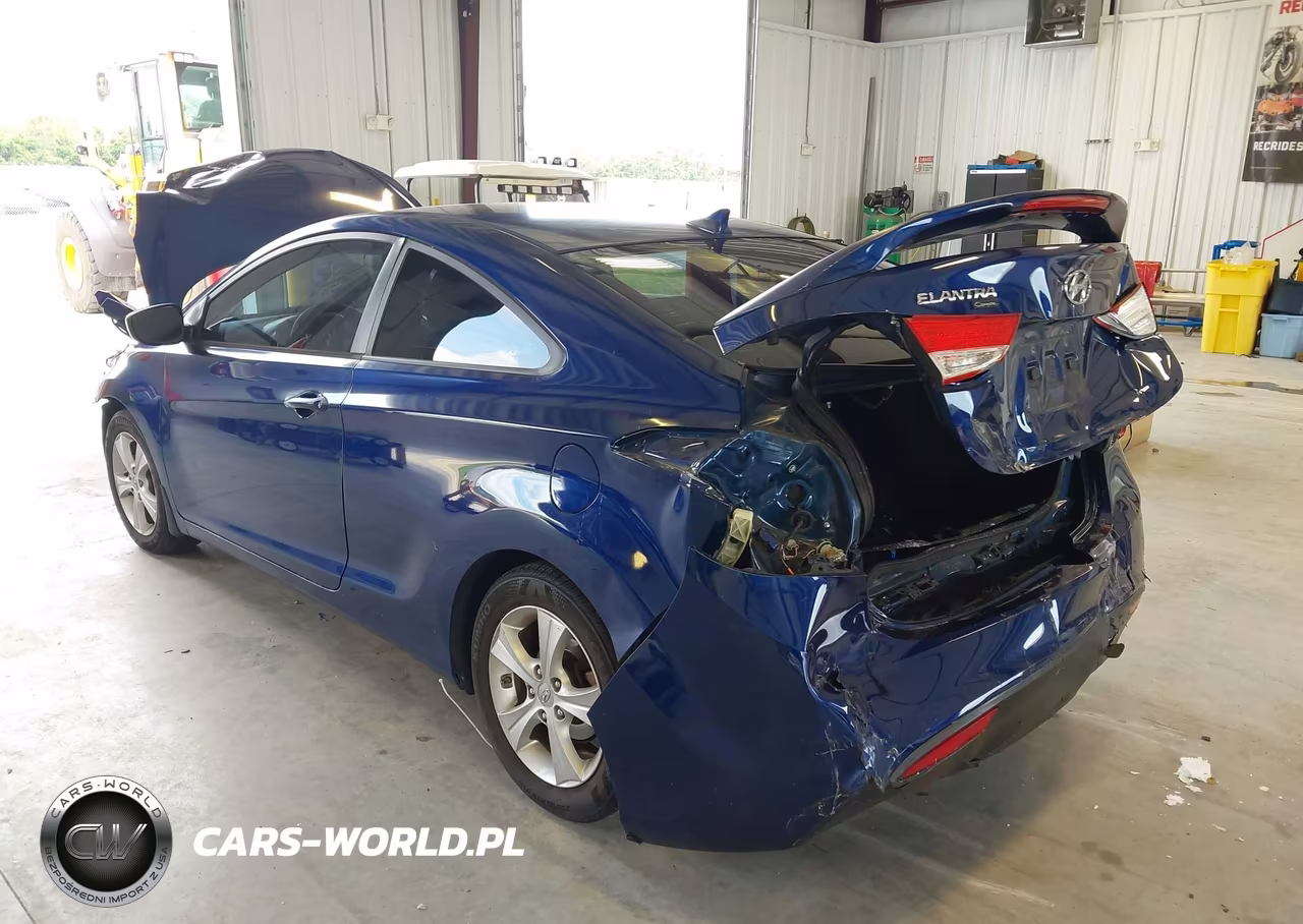 2013 Hyundai Elantra Gs VIN:KMHDH6AE7DU019565 - 3