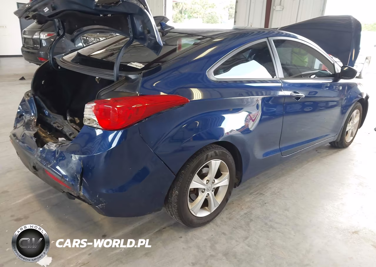 2013 Hyundai Elantra Gs VIN:KMHDH6AE7DU019565 - 4