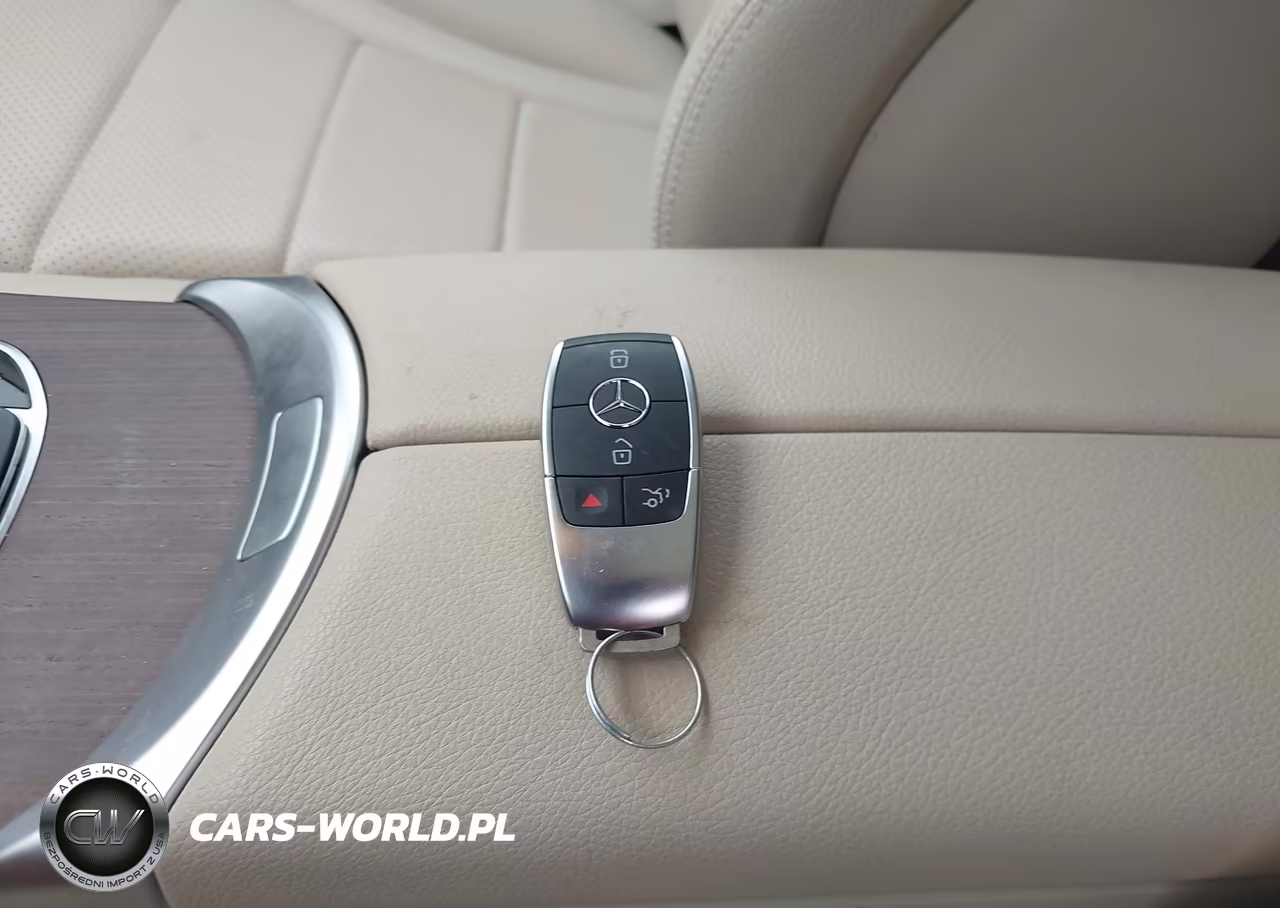 2020 Mercedes-Benz Glc 300 4Matic VIN:W1N0G8EBXLF819645 - 11