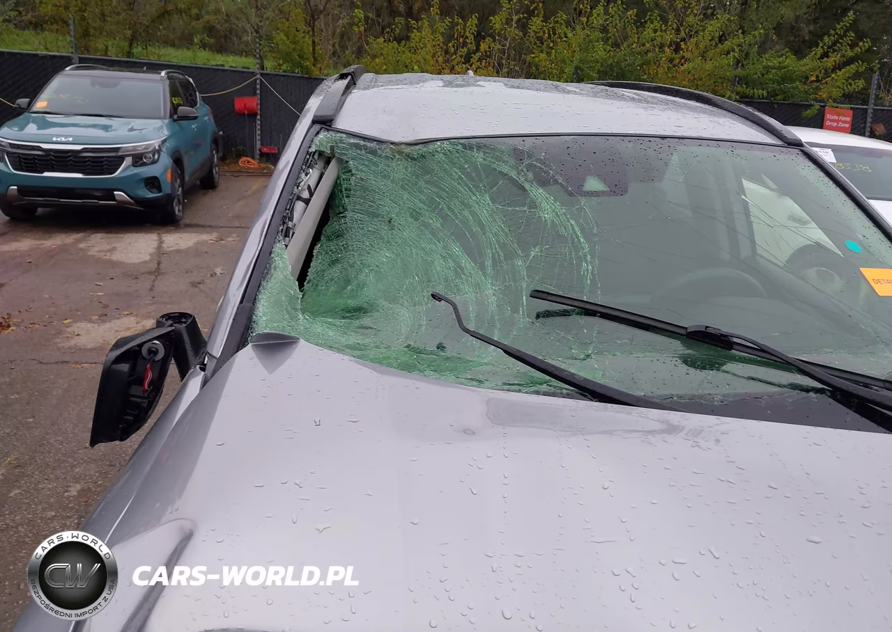 2020 Toyota Rav4 Hybrid Le VIN:JTMMWRFV6LD069442 - 17