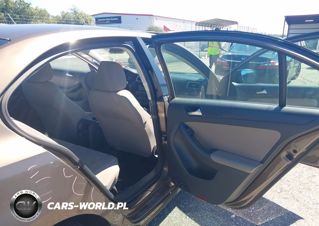 2014 Volkswagen Jetta 2.0L Tdi Value Edition VIN:3VWLL7AJ7EM284250 - 8
