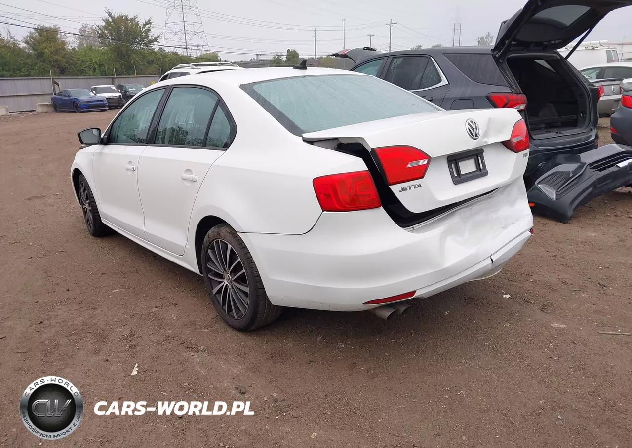 2014 Volkswagen Jetta 2.0L Tdi Value Edition VIN:3VW3L7AJ1EM321745 - 3