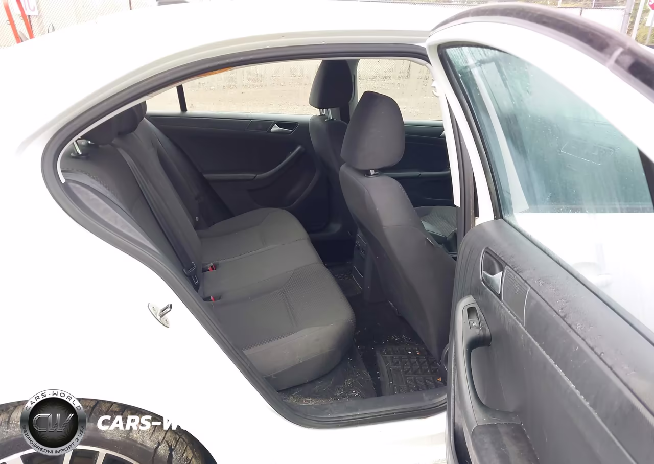 2014 Volkswagen Jetta 2.0L Tdi Value Edition VIN:3VW3L7AJ1EM321745 - 8