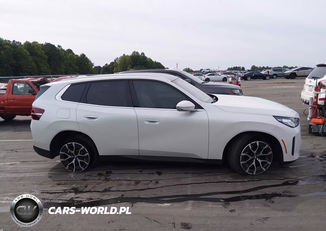 2025 BMW X3 30 xDrive VIN:5UX53GP04S9068343 - 12