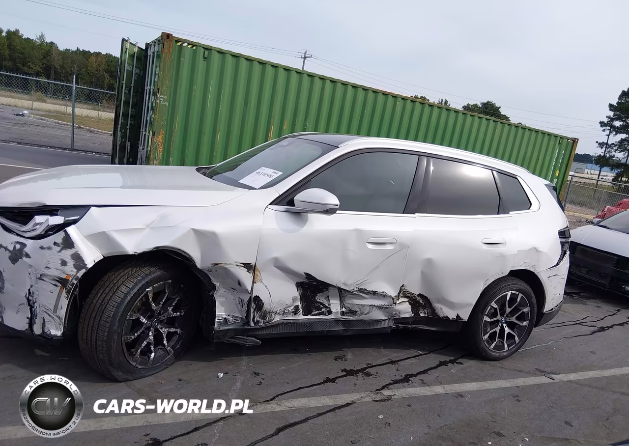 2025 BMW X3 30 xDrive VIN:5UX53GP04S9068343 - 13