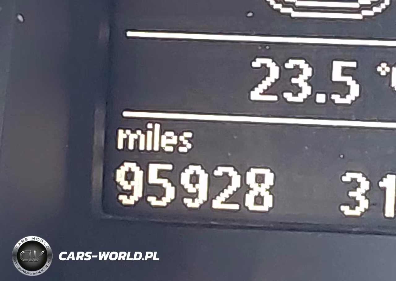 VOLKSWAGEN GTI VIN:WVWHD7AJ0CW148741 - 16