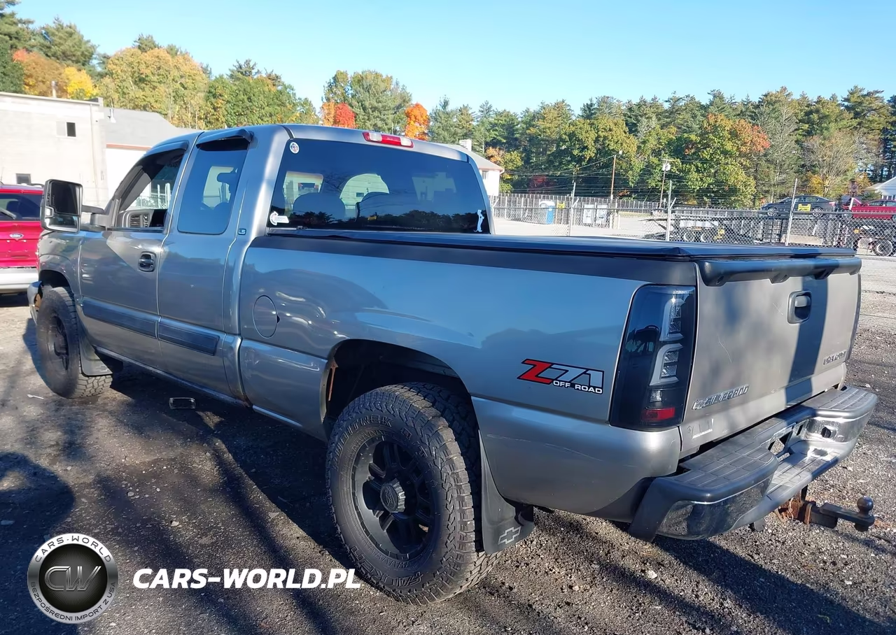 2003 Chevrolet Silverado 1500 Ls VIN:2GCEK19T731271102 - 3