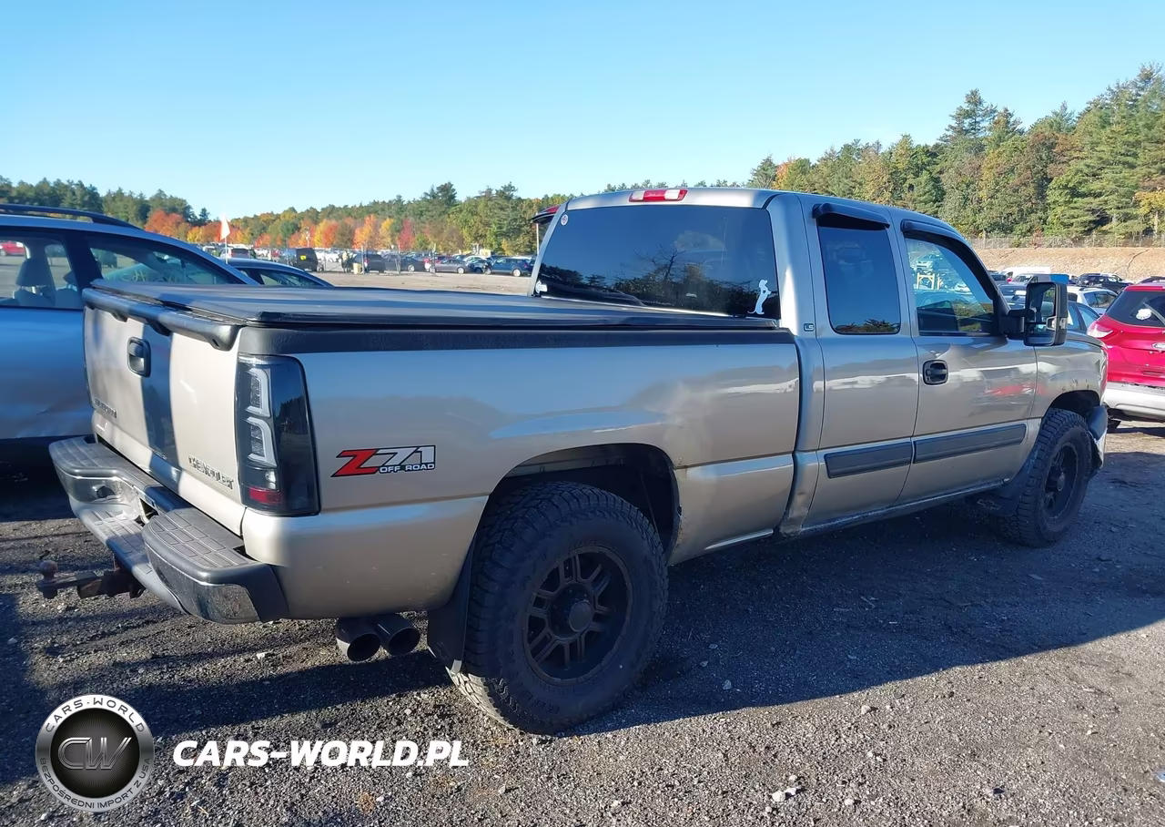 2003 Chevrolet Silverado 1500 Ls VIN:2GCEK19T731271102 - 4