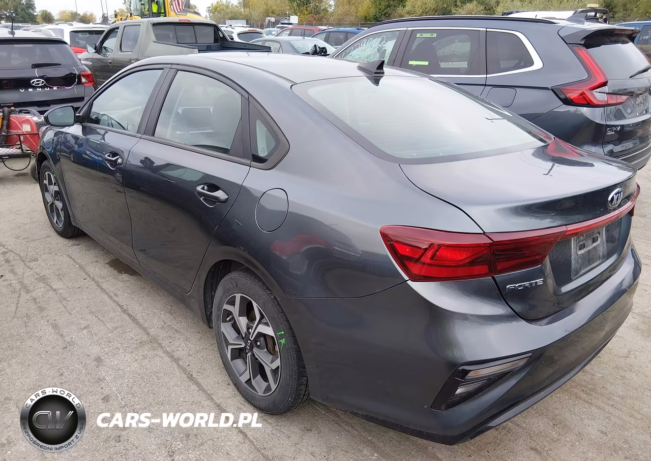 2021 Kia Forte Lxs VIN:3KPF24AD7ME364605 - 3
