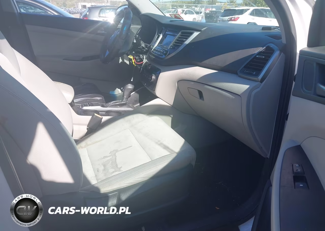 2017 Hyundai Tucson Se VIN:KM8J33A43HU279958 - 5