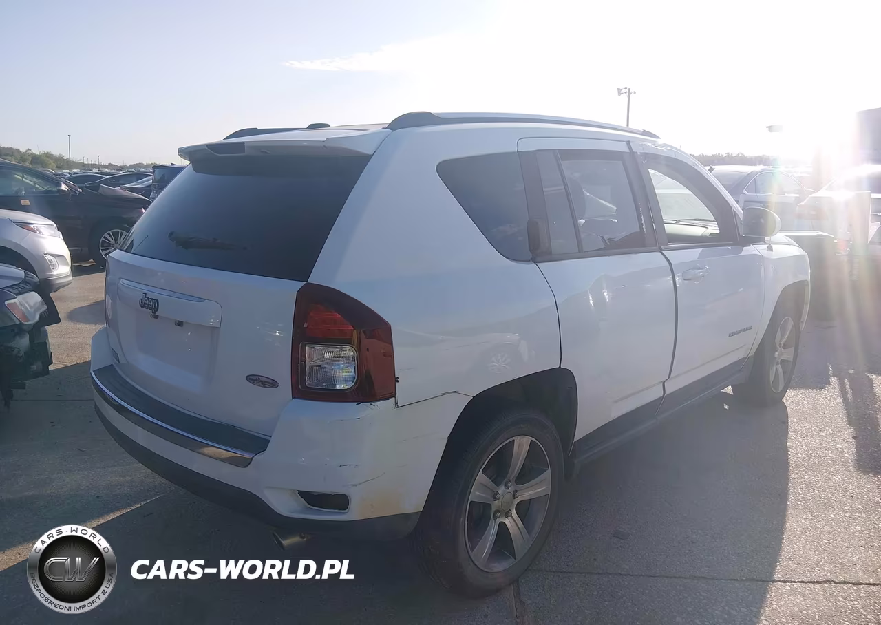 2016 Jeep Compass High Altitude Edition VIN:1C4NJCEAXGD806758 - 4