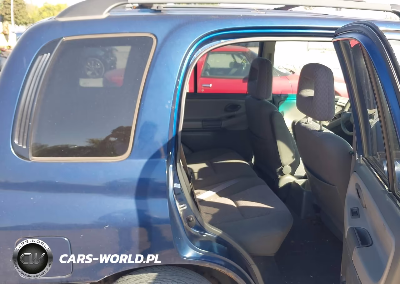 2003 Chevrolet Tracker Hard Top Base VIN:2CNBE13C036917436 - 8