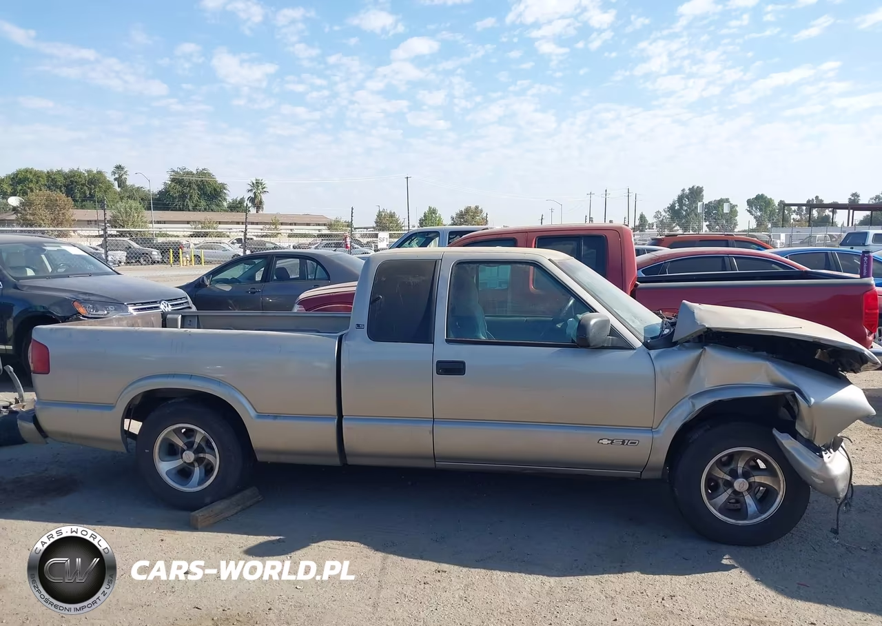 2002 Chevrolet S-10 Ls VIN:1GCCS195128253280 - 17