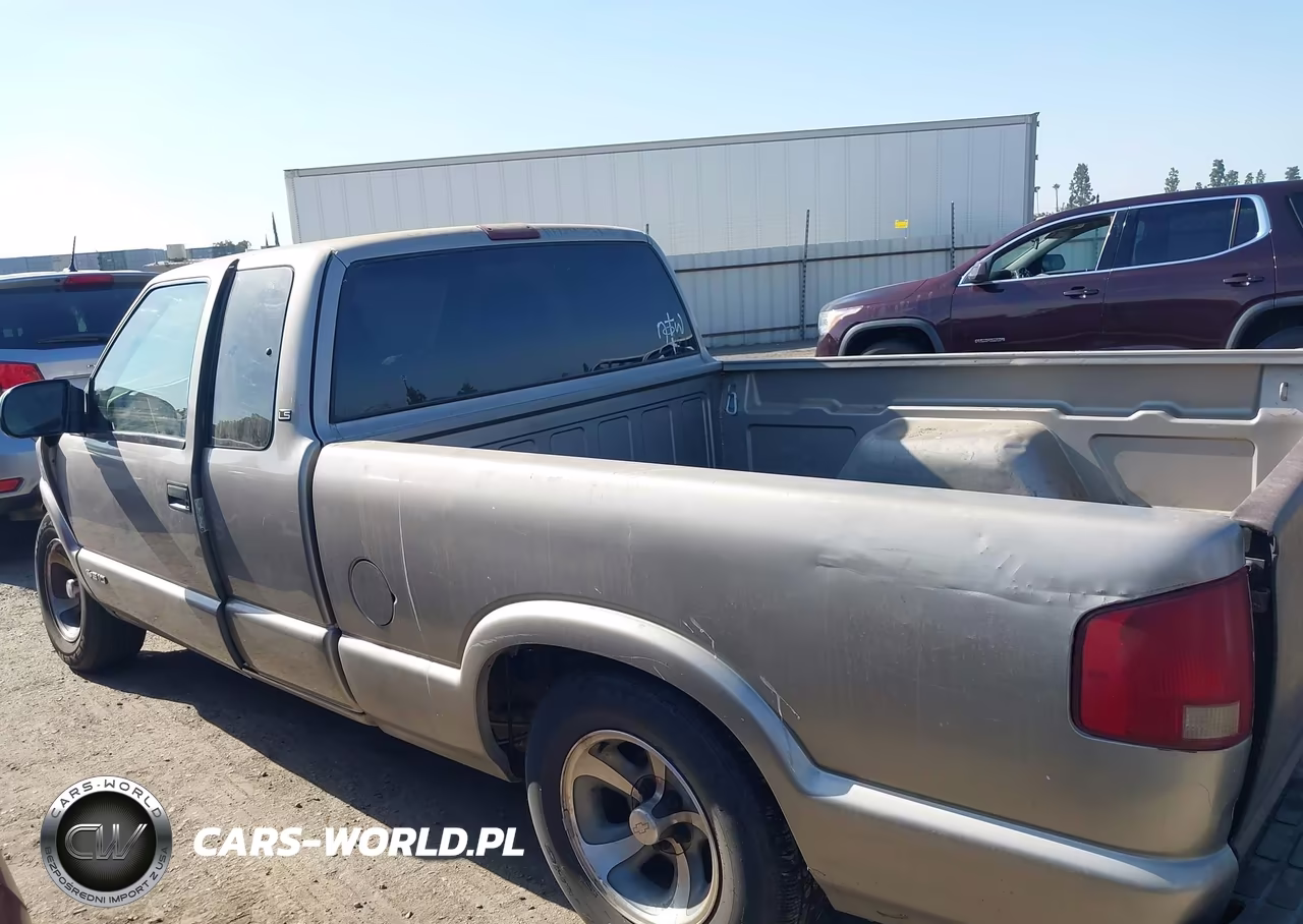 2002 Chevrolet S-10 Ls VIN:1GCCS195128253280 - 18